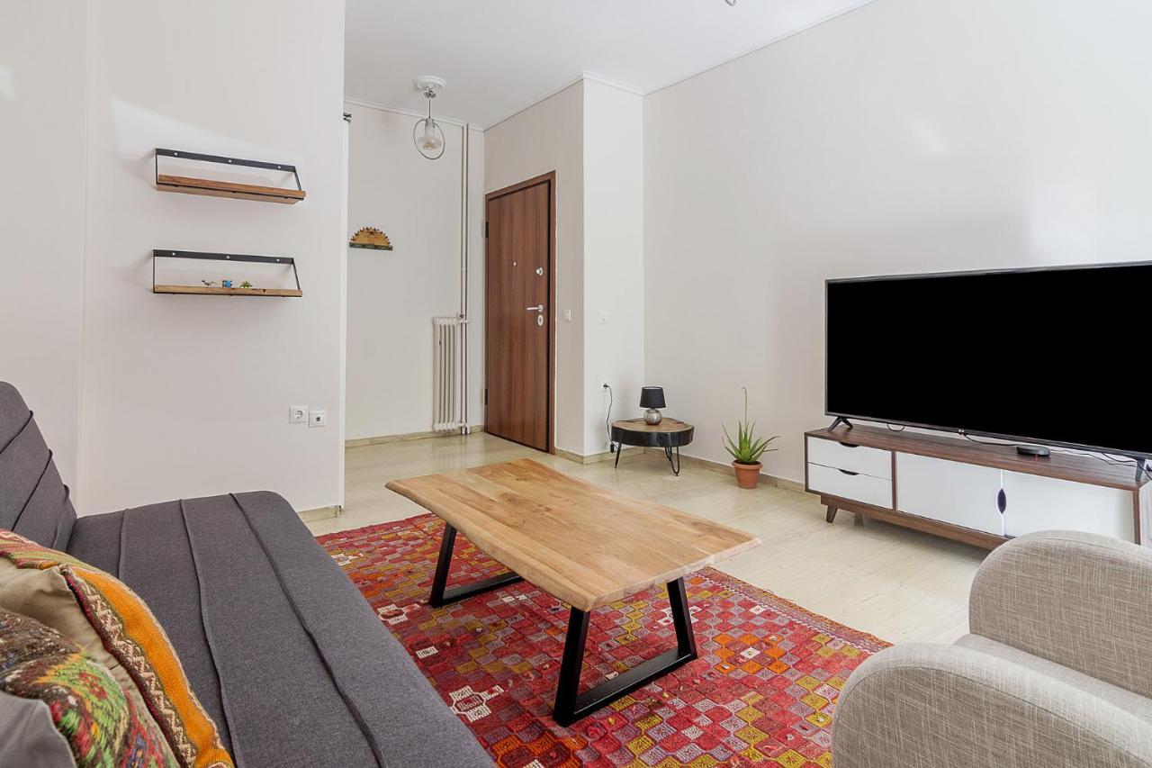 A Modern 2-Bedroom Apartment Near Areios Pagos Athén Kültér fotó