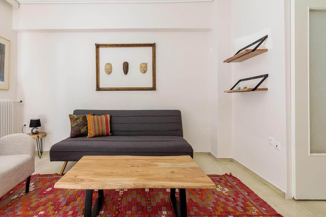 A Modern 2-Bedroom Apartment Near Areios Pagos Athén Kültér fotó